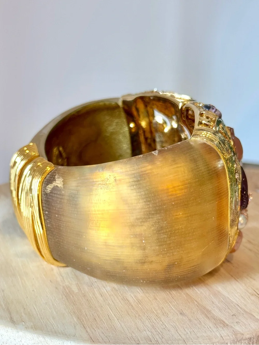 VTG Estate Alexis Bittar Secret Garden Bee Lucite Hinged Cuff Bracelet—Rare Find